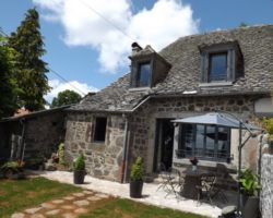 Gîte n°7 la Maison de Léa à Anglards de Salers Gîte n°7 la Maison de Léa